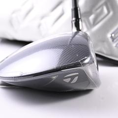 Taylormade Qi35 Driver / 12 Degree / Regular Flex Fujikura Ventus Blue 5 Shaft - Image 3