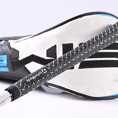 Taylormade SIM2 Max Driver / 10.5 Degree / Stiff Flex Fujikura Ventus Blue 5 - Image 8