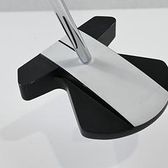 Odyssey Ai-One Square 2 Square Max Stripe Putter / 34 Inch - Image 3