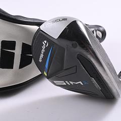 Taylormade SIM2 Max #4 Hybrid / 22 Degree / Stiff Flex Ventus Blue 7 Shaft - Image 1