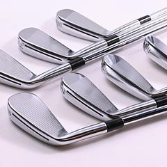 Taylormade P790 2019 Irons / 3-9i / Regular Flex N.S.Pro 950GH Neo Shafts - Image 4