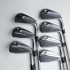 Used Wilson Staff Model Blade Iron Set / 4 - PW / Stiff Flex - Image 2