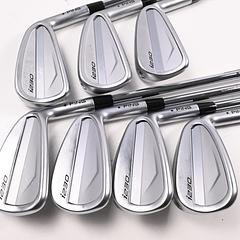 Ping i230 Irons / 4-PW / Black Dot / Regular Flex Steel Shafts - Image 2