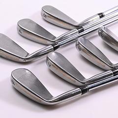 Taylormade 320 Steel Irons / 3-9i / Regular Flex Taylormade 80 Shafts - Image 4