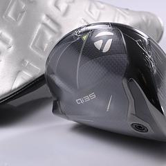 Taylormade Qi35 Driver / 10.5 Degree / Regular Flex Fujikura Ventus Blue 5 Shaft - Image 1