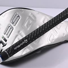 Taylormade Qi35 Driver / 10.5 Degree / Regular Flex Fujikura Ventus Blue 5 Shaft - Image 8