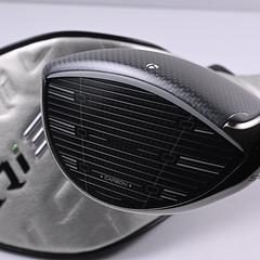 Taylormade Qi35 Driver / 10.5 Degree / Stiff Flex Fujikura Air Speeder 50 Shaft - Image 4