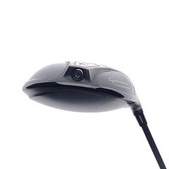 Used TaylorMade M6 Driver / 10.5 Degrees / Regular Flex - Image 2