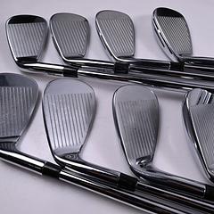 Wilson D9 Forged Irons / 4-PW+GW / Stiff Flex Dynamic Gold 105 S300 Shafts - Image 3