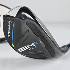Taylormade SIM2 Max #3 Hybrid / 19 Degree / Stiff Flex Fujikura Ventus Blue 7 - Image 1
