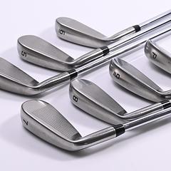Cobra DS-Adapt Irons / 4-PW / Regular Flex Cobra Airspeed Shafts - Image 4