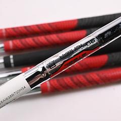 Left Hand Taylormade RSi1 Irons / 7-PW+GW+SW / Regular Flex Reax 90 Shafts - Image 6