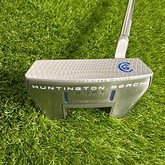 Cleveland Huntington Beach Soft 11 35" Putter - Image 1