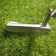 Scotty Cameron Super Select Newport 34" Putter - Image 2