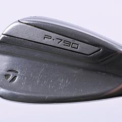 Taylormade P790 2019 Pitching Wedge / 43 Degree / Stiff Flex KBS Tour Shaft - Image 1