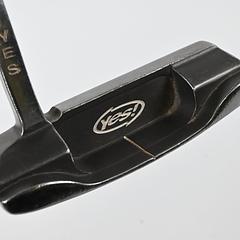 Yes! C-Groove Dianna Putter / 34 Inch - Image 4