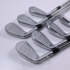 Taylormade P790 2025 Irons / 4-PW / X-Flex Dynamic Gold Mid 115 X100 Shafts - Image 4