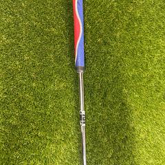 Odyssey White Hot 6 Long Neck 35" Putter - Image 4