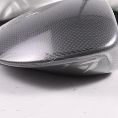 Taylormade Qi35 Driver / 10.5 Degree / Regular Flex Air Speeder 50 Shaft - Image 3