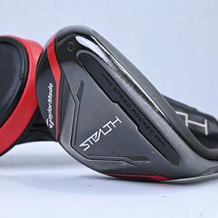 Taylormade Stealth #5 Hybrid / 25 Degree / Regular Flex Ventus Blue 7 Shaft - Image 1