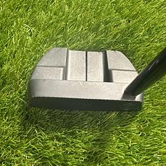 Cleveland Huntington Beach Soft Premier 10.5 33" Putter - Image 2
