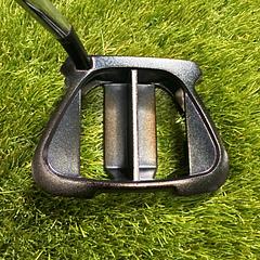 TaylorMade Tourismo Agsi Rossa 34" Putter - Image 3