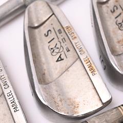 Mizuno Axis Irons / 3-PW+SW / Senior Flex Mizuno Fiberflex 2600 Shafts - Image 1