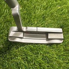 Odyssey White Hot Pro 1 35" Putter - Image 3