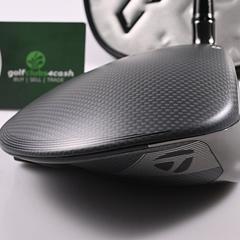 Taylormade Qi35 Max Driver / 10.5 Degree / Regular Flex Fujikura Ventus Blue 5 - Image 3