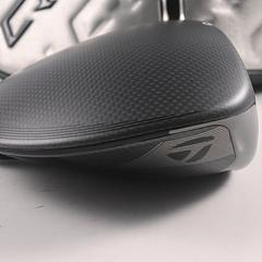 Taylormade Qi35 Max Driver / 10.5 Degree / Stiff Flex Ventus Blue 5 Shaft - Image 3