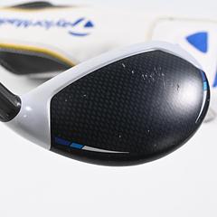 Taylormade SIM2 Max #4 Hybrid / 22 Degree / Regular Flex Aldila NV TM-3 Shaft - Image 5