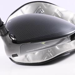 Taylormade Qi35 Driver / 9 Degree / Stiff Flex Fujikura Ventus Blue 5 Shaft - Image 5