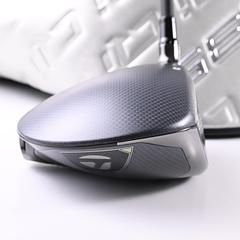 Taylormade Qi35 LS Driver / 10.5 Degree / Regular Flex REAX Blue 50 Shaft - Image 3