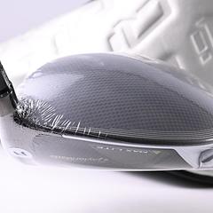 Taylormade Qi35 Max Lite Driver / 10.5 Degree / Regular Flex Vanquish Blue 4 Shaft - Image 5