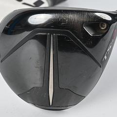Titleist TSR2 Driver / 10 Degree / Stiff Flex HZRDUS CB Red 50 Shaft - Image 2