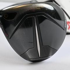 Titleist TSR2 Driver / 10 Degree / Regular Flex Tensei AV Series Blue 55 Shaft - Image 2