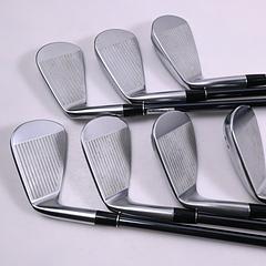 Srixon ZXi5 Irons / 6-PW+GW+SW / Regular Flex UST Recoil Dart 65 Shafts - Image 3