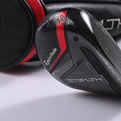 Taylormade Stealth #3 Hybrid / 19 Degree / Regular Flex Fujikura Ventus Red 6 - Image 1
