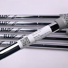 Titleist CB/MB 620 Irons / 5-PW / Stiff Flex AMT Black S300 Shafts - Image 6