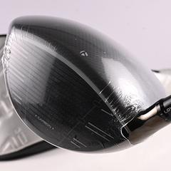 Taylormade Qi35 Max Lite Driver / 10.5 Degree / Regular Flex Vanquish 4 Shaft - Image 4