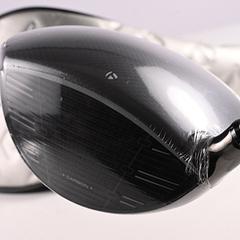 Taylormade Qi35 Driver / 9 Degree / Regular Flex Vanquish 4 Shaft - Image 4