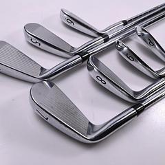 Titleist 718 MB Irons / 4-PW / Stiff Flex Project X Shafts - Image 4