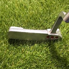 Scotty Cameron Studio Select Newport 2 35" Putter - Image 2