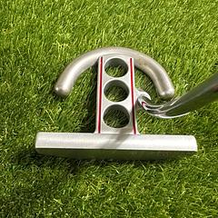 Scotty Cameron Futura 35" Putter - Image 2