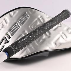 Taylormade Qi35 Driver / 10.5 Degree / Regular Flex Fujikura Ventus Blue 5 - Image 8