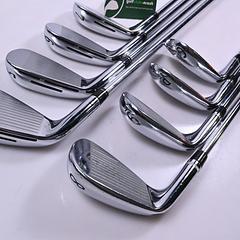 Wilson D9 Forged Irons / 4-PW+GW / Uniflex KBS MAX Ultralite Shafts - Image 4