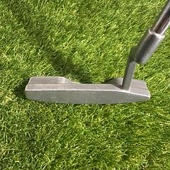 Mizuno 8811 34" Putter - Image 2