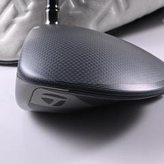 Left Hand Taylormade Qi35 Max Driver / 10.5 Degree / X-Flex HZRDUS Smoke RDX - Image 3