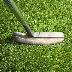 Odyssey Dual Force 440 34" Putter - Image 3