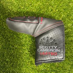 Scotty Cameron Triple Black Catalina 34" Putter - Image 5